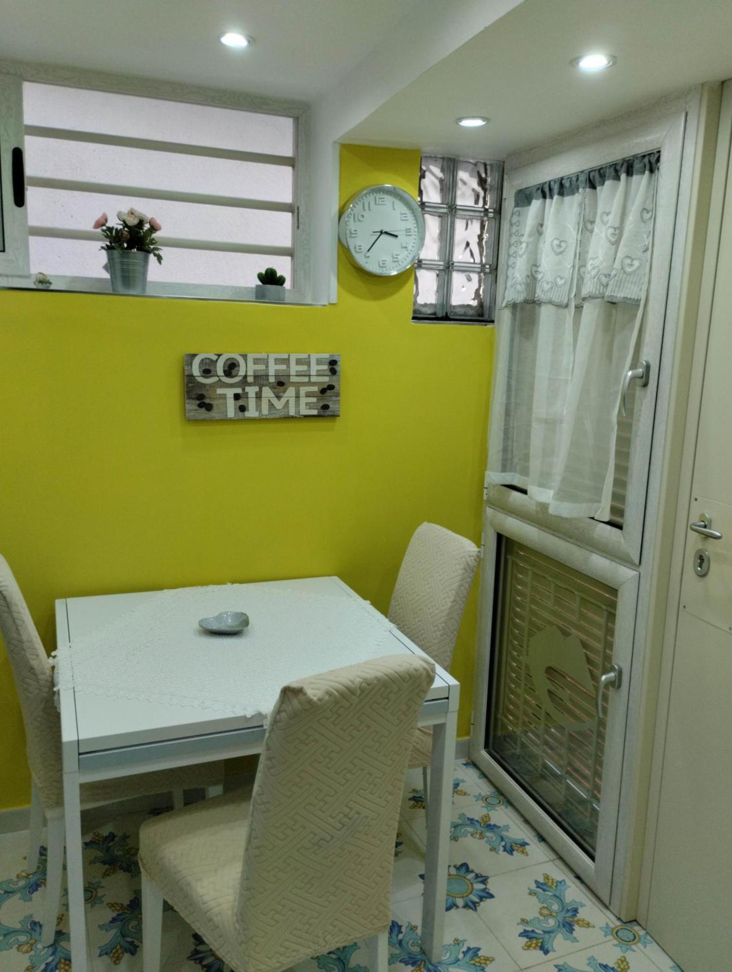 La Stanza Di Penelope Apartment Naples Luaran gambar