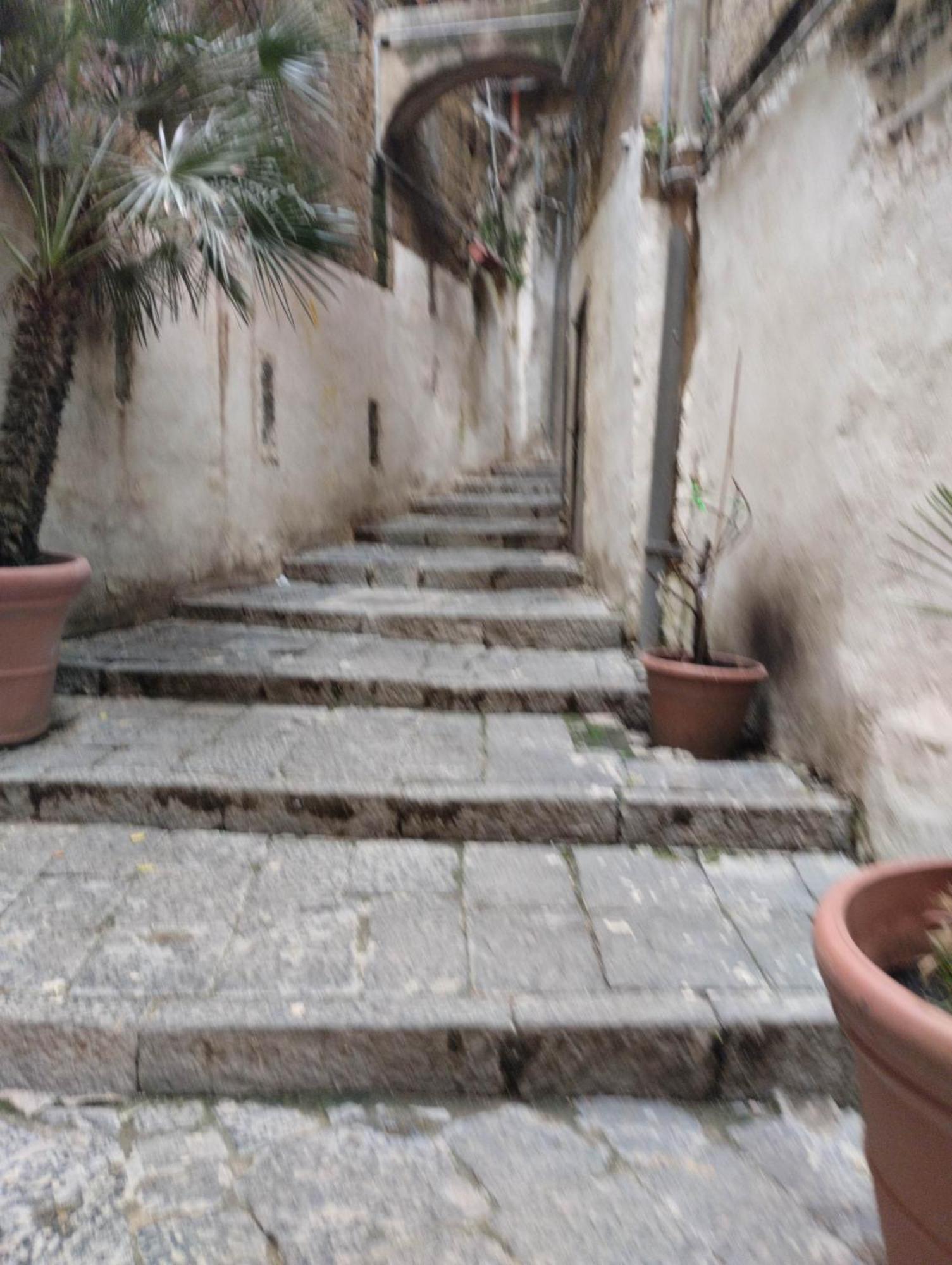 La Stanza Di Penelope Apartment Naples Luaran gambar